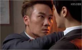 A tense, emotionally charged tale of brotherhood and betrayal, man from the equator follows two best friends with a tragic, twisted history that follows them from youth to adulthood. The Equator Man Episode 15 Summary Korean Drama Choa