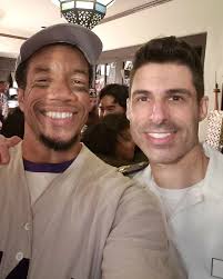 Halloween partay in the books, brought to you by the sweetest hostess with  the mostest @traciethoms Negro Leagues wardrobe design by the legendary  @aladdinsanders_