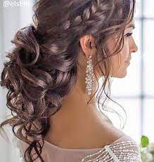 The pomp and grandeur associated with indian weddings also need perfect charming hairstyles and makeovers. 26 Beste Frisur Hochzeitsgast Mittellang Halboffen Anleitung Hochges Haare Anleitung Wedding Reception Hairstyles Hair Styles Long Hair Styles