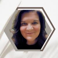 600+ "Deetz" profiles