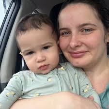 Flora Cross (@florita1993)