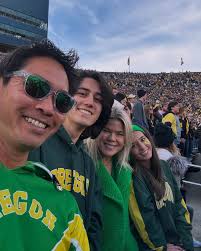 Brad Chin (@chinbr) • Threads, Say more