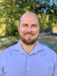 Nathan Howard's Instagram, Twitter & Facebook