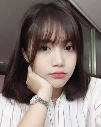 Pin By Brooke Silva On Hair Short Short Hair With Bangs Korean Short Hair Short Hair Styles