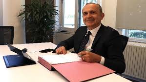 Zafer sönmez acıbadem sigorta'da kıdemli başkan yardımcısı olarak khazanah yatırımlar bölümü'nde görev yapmıştır. Turkiye Varlik Fonu Ceo Su Sonmez 10 Milyar Dolarlik Proje Finanse Edilecek Ekonomi Haberleri