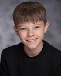 Dan Hough's Instagram, Twitter & Facebook