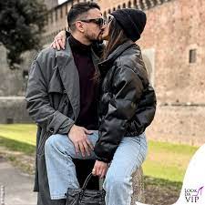 Jul 02, 2021 · cicogna in arrivo in casa di rosa perrotta, incinta di quattro mesi nella giornata di ieri l'ex tronista di uomini e donne ha condiviso il video del gender reveal party al fianco del compagno pietro tartaglione e del figlio domenico, soprannominato dodo, nato il 25 luglio del 2019. Rosa Perrotta E Pietro Tartaglione Per San Valentino E Tornato L Amore