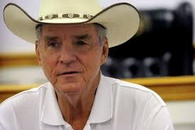 Rowles will take off badge after 50-year career