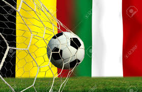 Klik hier voor een samenvatting. Voetbal Belgie En Italie Royalty Vrije Foto Plaatjes Beelden En Stock Fotografie Image 65191854