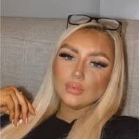 20+ "Chloe Wiley" profiles