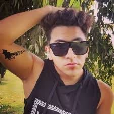 Gary Viera's Instagram, Twitter & Facebook