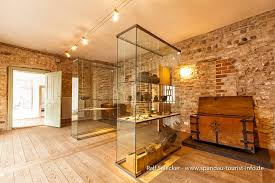 Details zu gotisches haus, breite straße 32 in 13597 berlin, eingetragen in der kategorie museum. Gotisches Haus In Spandau Stadtgeschichtliches Museum Online Reisefuhrer Fur Spandau
