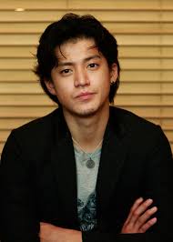A scene from futatsu no sokoku which aired on tokyo tv, japan march 23/24, 2019. Watched The Japanese Movie Let Me Eat Your Pancreas On A Flight This Man Made Me Ugly Cry At 30 000 Ft Shun Oguri Ladyboners