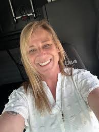 Howard Suttles's Instagram, Twitter & Facebook