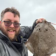 Lidl at it again raw whole prawns But also cuttle fish ... Can you use them  for bait???
