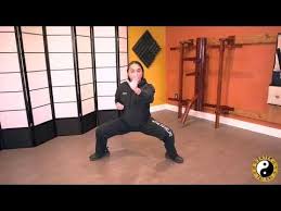 So steigt spürbar die energie für training und alltag. 7542 Shaolin Kung Fu Tiger Style Low Horse Stance Single Stroke Kung Fu Training Wushu Youtube Shaolin Kung Fu Shaolin Kung Fu