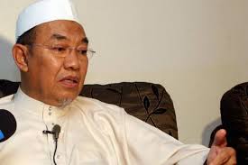 Start your family tree now. Perak Mufti Muslim Women Allowed To Patronise Non Muslim Photo Shops The Star