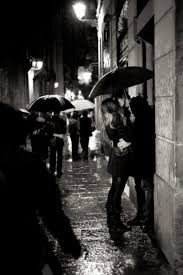 Valentine S Day Date Spots Brisbane The Urban List Kissing In The Rain White Photography Photo