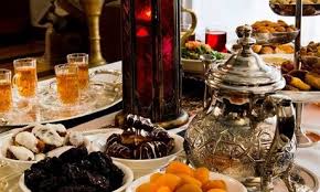 Iftar Buffet With Ramadan Juices For Up To Six From La Piazza Restaurant At 4 Holiday Inn Abu Dhabi Up To 35 Off Iftar Buffet Holiday
