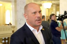 Цей матеріал також доступний українською. Ilya Kiva Izbezhal Tyurmy Za Vzyatku S Pomoshyu Spravki Iz Psihbolnicy Smi Video
