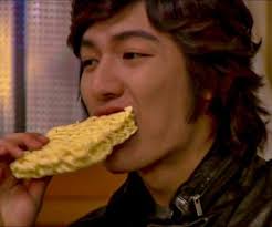 Cómo comer ramen al estilo de Goo Jun Pyo 😂 #BOYSOVERFLOWERS #LEEMINHO