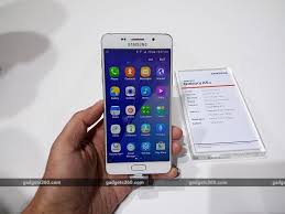 Samsung galaxy a7 (2016) android smartphone. Samsung Galaxy A7 2016 And Galaxy A5 2016 First Impressions Ndtv Gadgets 360