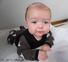 Photographers in Midland County offering free senior pictures