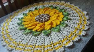 Caminho De Mesa De Crochê Girassol Passo A Passo Centro De Mesa Girassol Em Croche Jogo De Cozinha Croche Croche Toalha Redonda De Croche