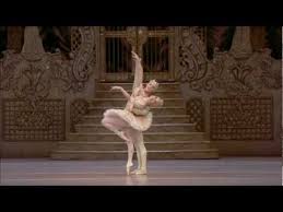Pin By Carla Goodnoh On Ballet Nutcracker Ballet Royal Ballet Dance Art