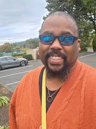 Our showgirl has another surprise up her bejewled sleeve! #TaylorSwift just  announced The Life of a Showgirl: The Crowd Is Your King vinyl edition  available exclusively at Target. ❤️‍🔥 (📷: Mert Alas