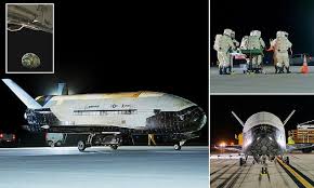Mysterious US Space Force craft returns to Earth as authorities keep  tight-lipped on what it was up to during its 434 days in orbit | Daily Mail  Online