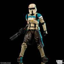 Next Up From Rogue One Wave 2 Is The Scarif Shoretrooper Squad Leader From His Bio Specialist Stormtroopers Sta Star Wars Black Series Black Series Star Wars