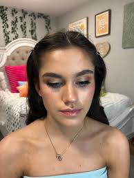 Chloe Medlock updated her profile picture.