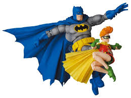 His name is harvey dent, and he has a radical new agenda that threatens to take down gotham's organized crime underworld once and for all with an iron fist. Batman Blue Ver Robin Mafex Action Figures Batman The Dark Knight Returns Figurefun