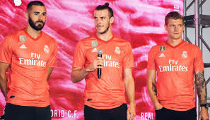 Real madrid play eibar on saturday at the start of a definitive fortnight in their season that will stretch a creaking squad and test zinedine zidane's dependence on his ageing stars. Real Madrid Players Launch Parley Third Shirt In New York Soccerbible