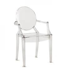 A hybrid of three iconic chair designs by twentieth century designers; Lou Lou Ghost Kinderstuhl Von Philippe Starck In Vielen Farben
