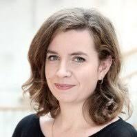 Leanne Summers (@leasummers)