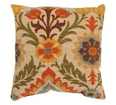Terracotta and pumice colored yarns are layered over soft blues and umber to form the stripes on this pillow. Decorative Pillows In Green Blue Terracotta And Gold Look This Pillow Features A Reversible Botanical Pattern In Gree Cojines Decoracion De Unas Almohadones