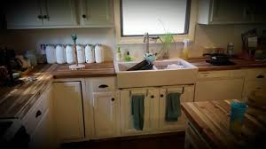 From top to bottom on a cabinet door and side to side on a drawer. Valspar Cabinet Enamel Follow Up Youtube