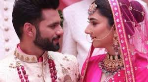 Rahul Vaidya announces wedding with Disha Parmar: It will take place