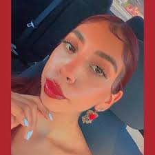 Profile for Alejandra Tamayo