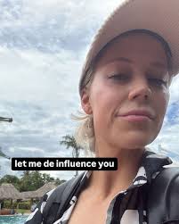 Chrissy Hayes (@chrissydask) • Instagram photos and videos