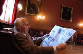 Frank DiPaolo Jr., State house doorkeeper dies at 106