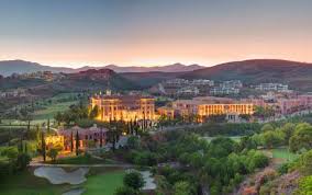 Located in marbella, 2.6 km from casablanca beach, boho club provides accommodation with a restaurant, free private parking, an outdoor swimming pool. Michelle Obama Heads To Marbella For Spanish Holiday With Daughter And Friends