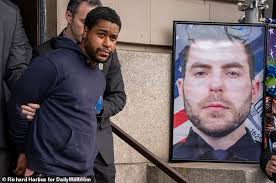 Hundreds of cops line Long Island street to salute hearse carrying slain  cop Jonathan Diller as thug nicknamed 'killa' is marched into court in  connection to shooting