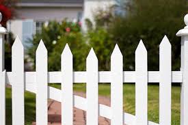 Browse our variety of fencing—shop great deals on quality products. 5 Styles Of Picket Fence For Your Front Yard