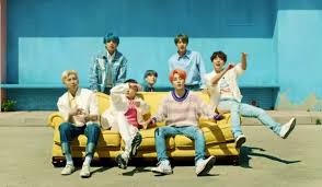 Dacă ai intrat vreodată pe youtube, sigur ai dat și peste cel puțin unul dintre videoclipurile de pe această listă a celor mai vizionate. Trupa Bts A Intrat In Top 10 Youtube Romania Cu Melodia Boy With Luv