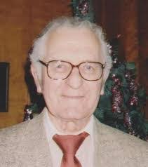 Robert Hebb's Instagram, Twitter & Facebook