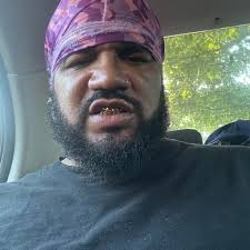 Profile for Dos Seis Dre Bae