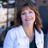 Barb Stephens's Instagram, Twitter & Facebook